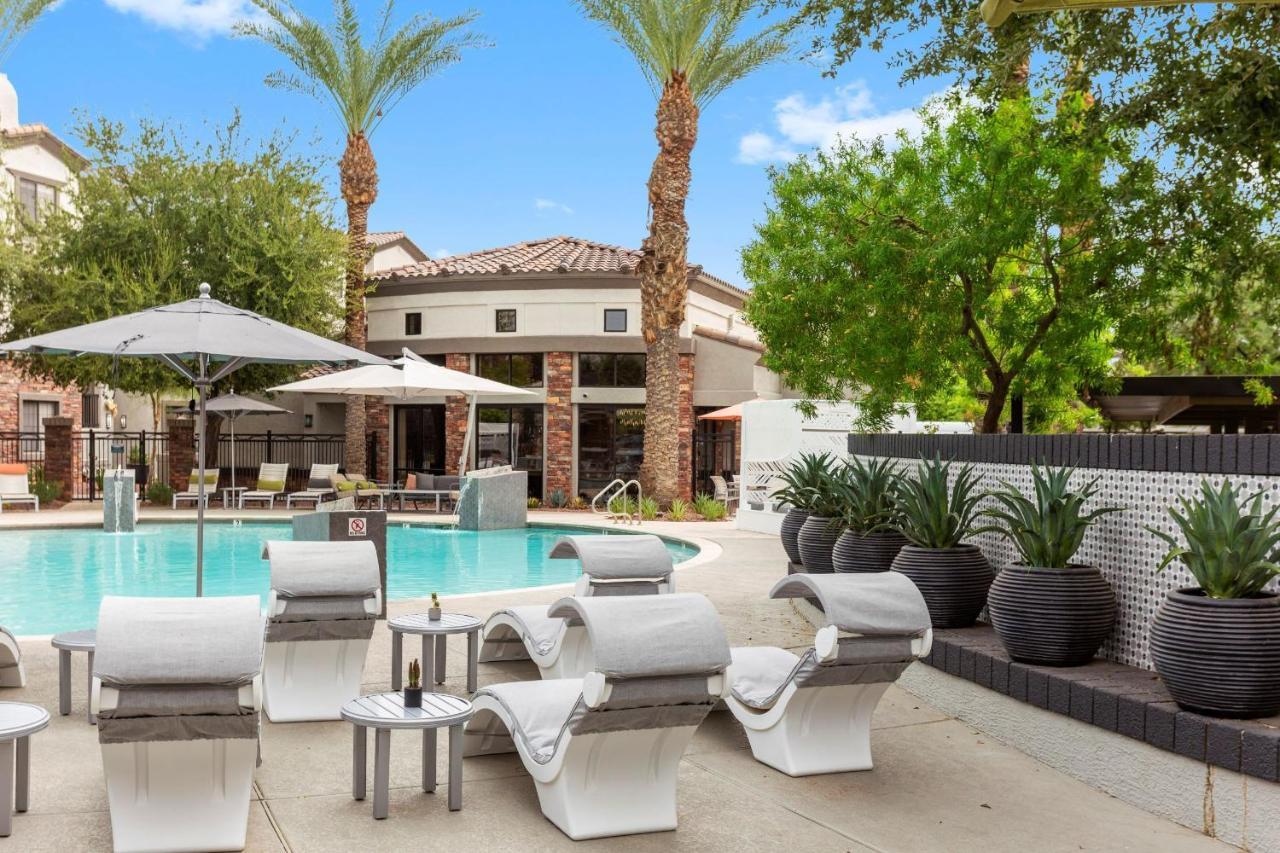 Cozysuites Glendale By The Stadium With Pool 01 Esterno foto