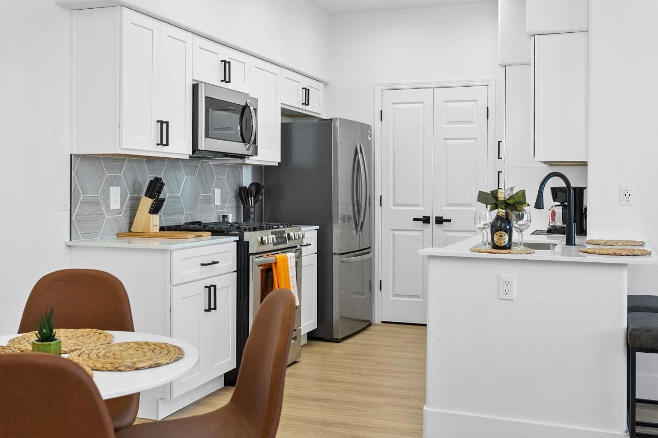 Cozysuites Glendale By The Stadium With Pool 01 Esterno foto